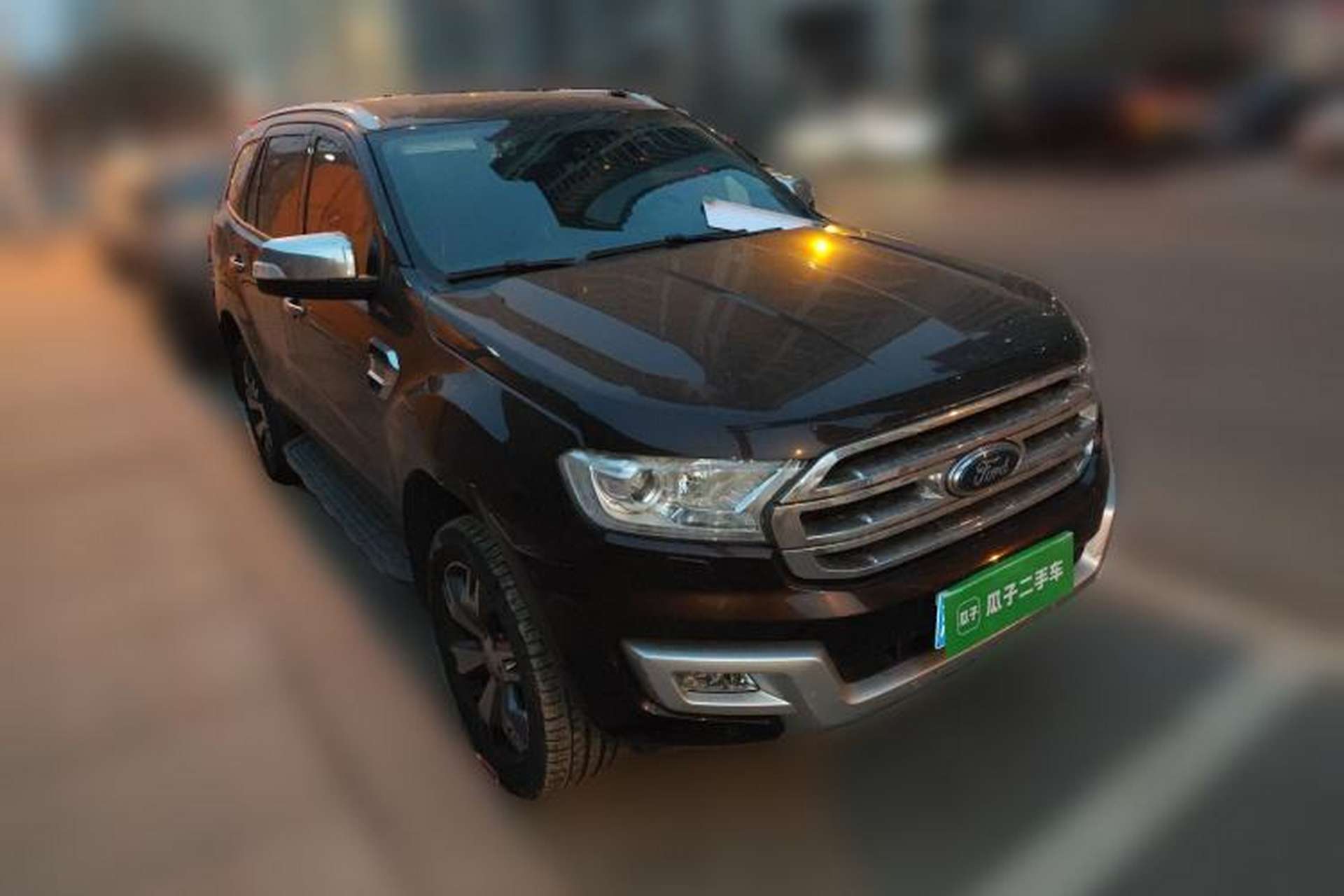 Used Ford Everest 2016 2.0T Gasoline Automatic 4x4 Flagship Edition Front Right 45 Deg