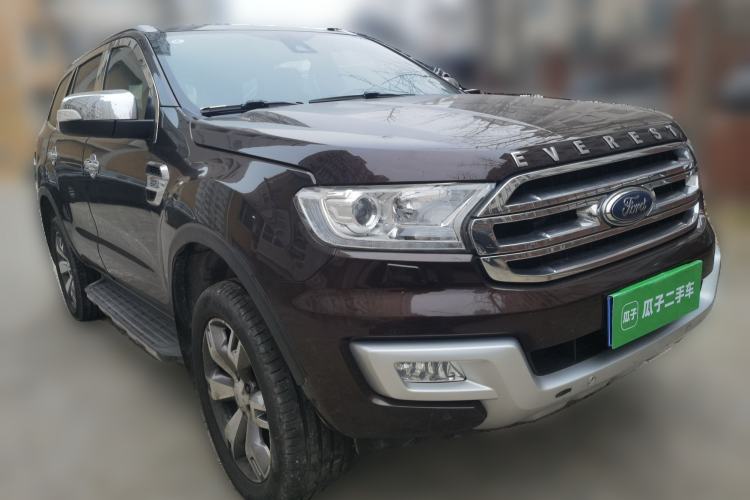 Used Ford Everest 2016 2.0T Gasoline Automatic 4x4 Luxury Edition Front Right 45 Deg