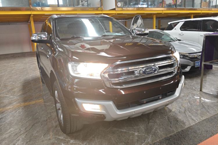 Used Ford Everest 2016 2.0T Gasoline Automatic 4x4 Flagship Edition Front Right 45 Deg