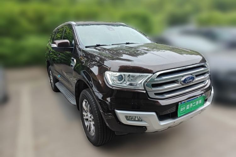 Used Ford Everest 2016 2.0T Gasoline Automatic 4x4 Luxury Edition Front Right 45 Deg