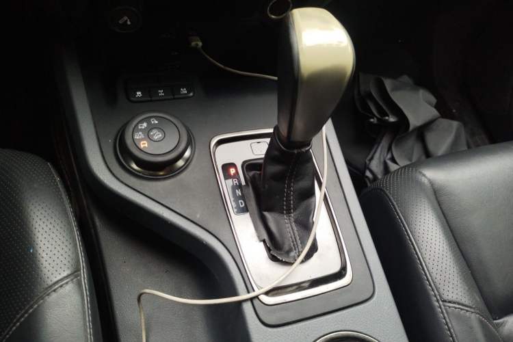 Used Ford Everest 2016 2.0T Gasoline Automatic 4x4 Luxury Edition Gear Lever