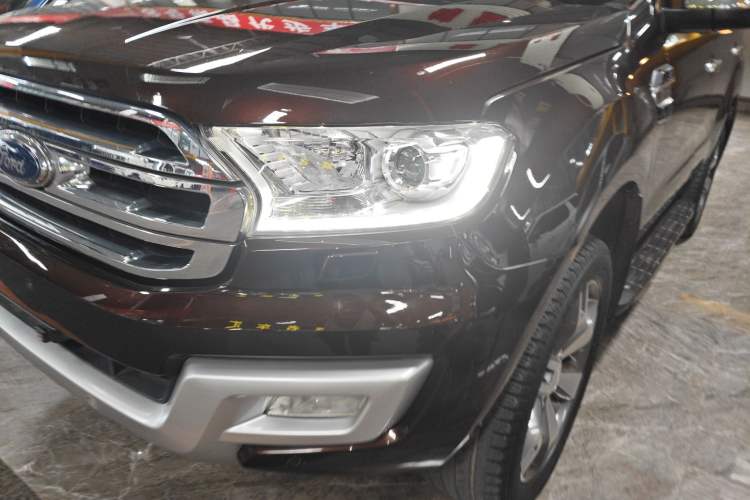 Used Ford Everest 2016 2.0T Gasoline Automatic 4x4 Flagship Edition Left Front Headlight