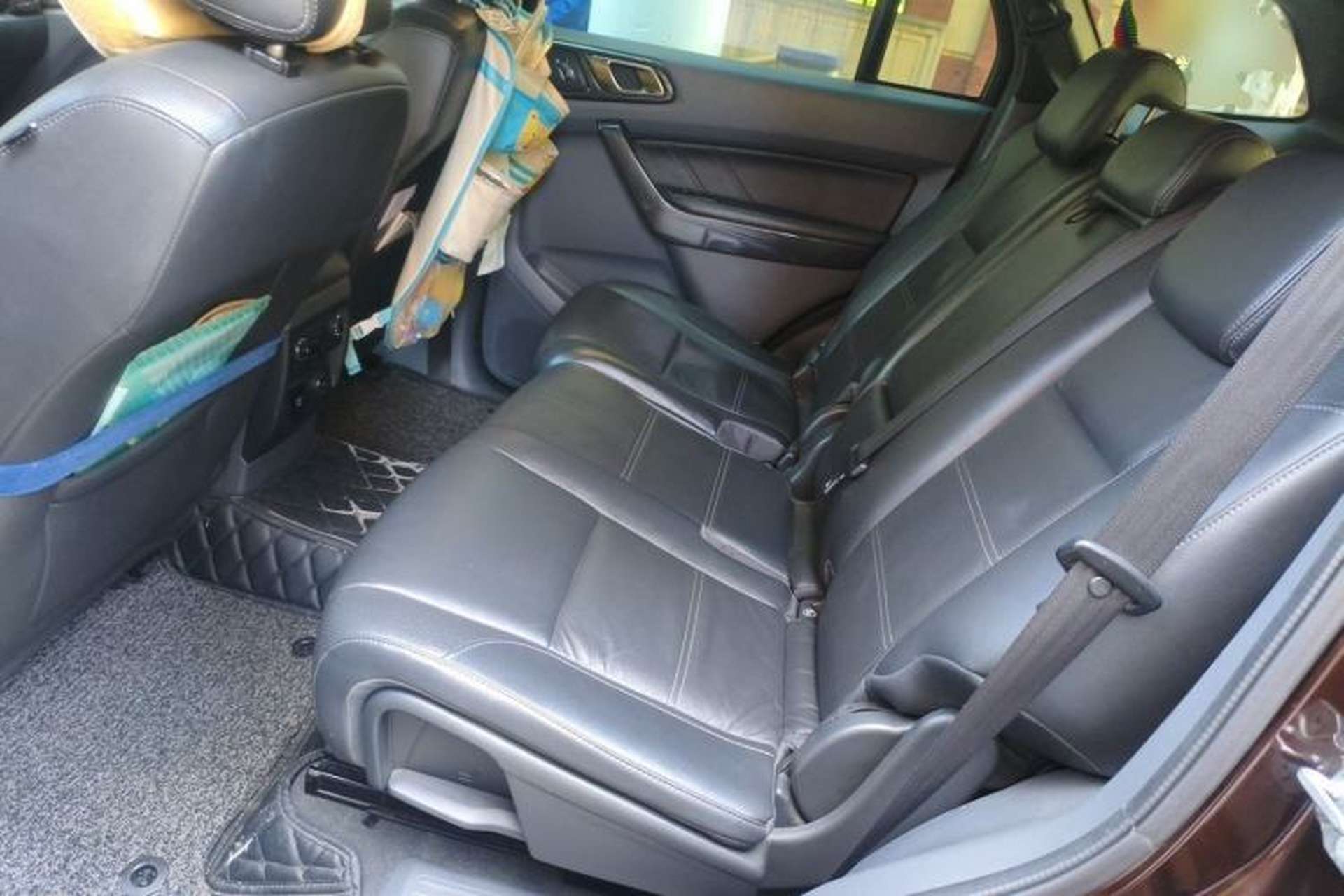 Used Ford Everest 2016 2.0T Gasoline Automatic 4x4 Flagship Edition Left Rear Seat
