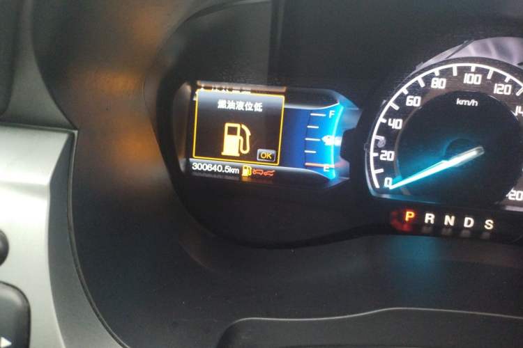 Used Ford Everest 2016 2.0T Gasoline Automatic 4x4 Luxury Edition Odometer Close Up