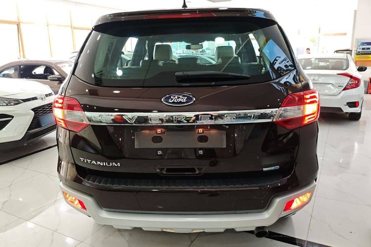 Used Ford Everest 2016 2.0T Gasoline Automatic 4x4 Flagship Edition Rear