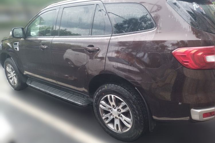 Used Ford Everest 2016 2.0T Gasoline Automatic 4x4 Luxury Edition Rear Left 45 Deg