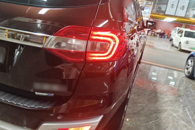 Used Ford Everest 2016 2.0T Gasoline Automatic 4x4 Flagship Edition Right Rear Taillight