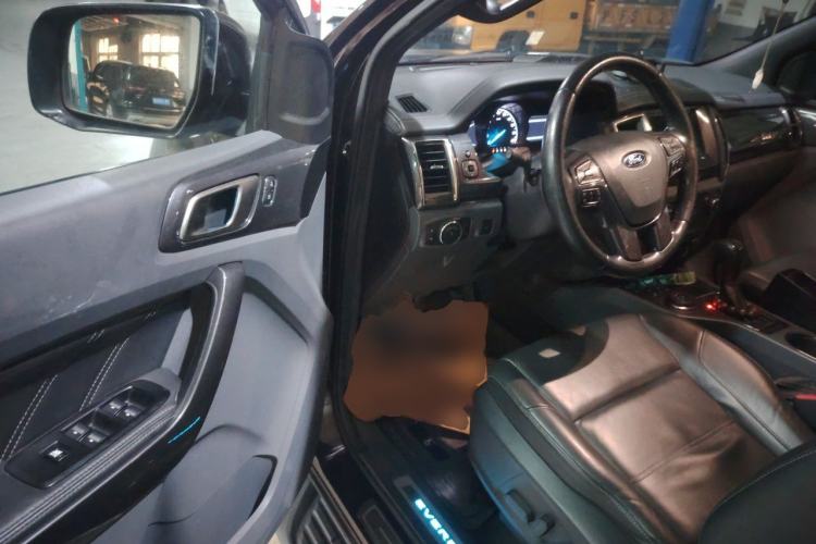 Used Ford Everest 2016 2.0T Gasoline Automatic 4x4 Flagship Edition Steering Wheel