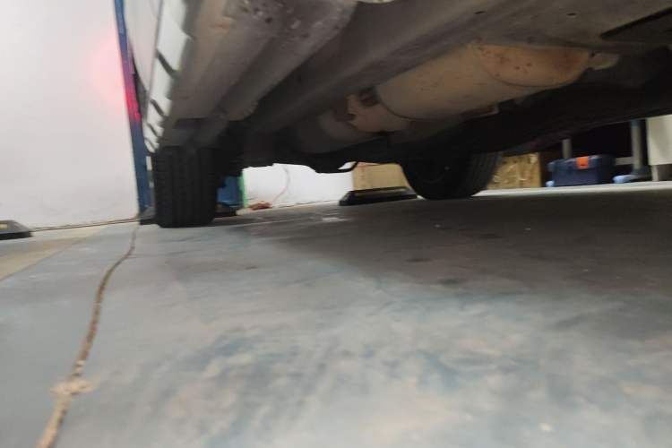 Used Ford Everest 2016 2.0T Gasoline Automatic 4x4 Flagship Edition Chassis Front Right