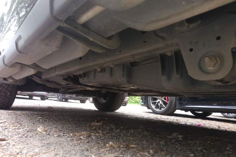 Used Ford Everest 2016 2.0T Gasoline Automatic 4x4 Luxury Edition Chassis Rear Left
