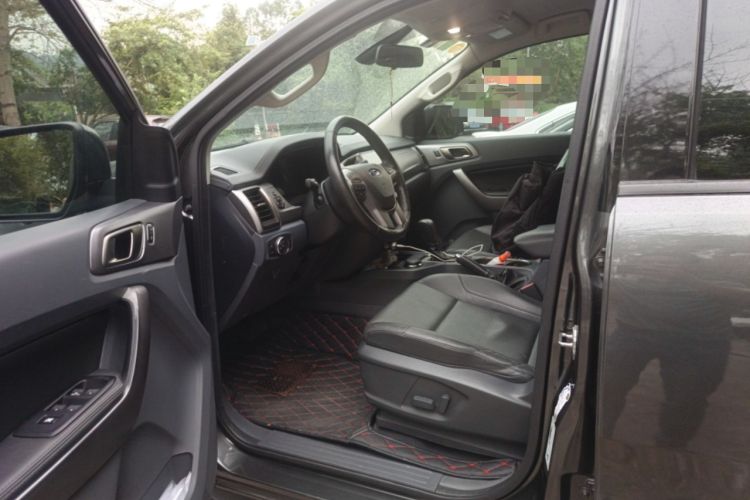 Used Ford Everest 2016 2.0T Gasoline Automatic 4x4 Luxury Edition Driver Seat