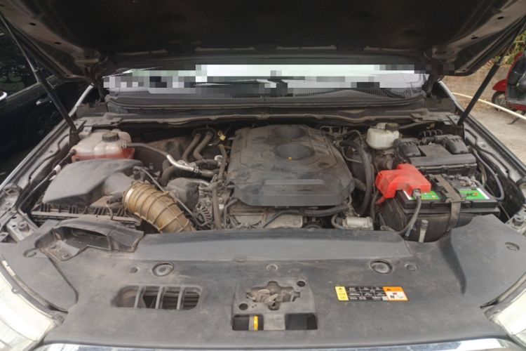 Used Ford Everest 2016 2.0T Gasoline Automatic 4x4 Luxury Edition Engine Bay