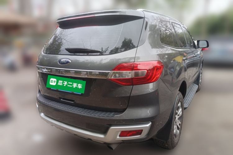 Used Ford Everest 2016 2.0T Gasoline Automatic 4x4 Luxury Edition Rear Right 45 Deg