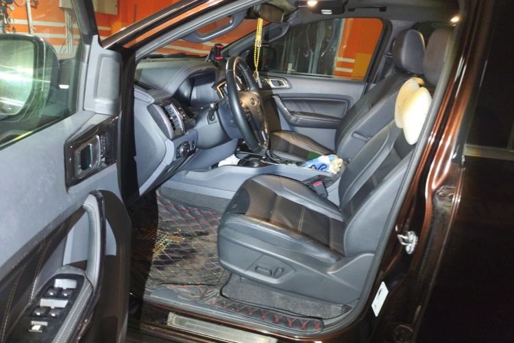 Used Ford Everest 2016 2.0T Gasoline Automatic 4x4 Flagship Edition Driver Seat