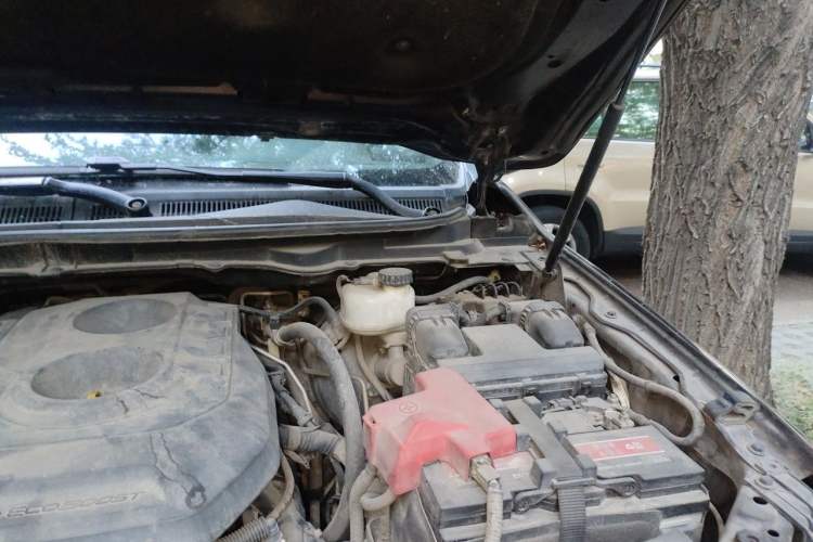 Used Ford Everest 2016 2.0T Gasoline Automatic 4x4 Flagship Edition Engine Bay Left