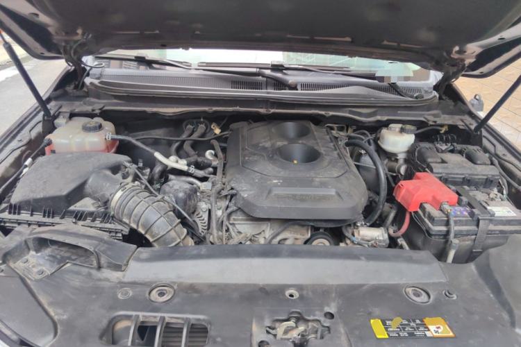 Used Ford Everest 2016 2.0T Gasoline Automatic 4x4 Elite Edition Engine Bay