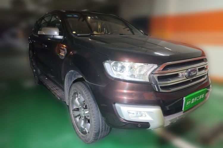 Used Ford Everest 2016 2.0T Gasoline Automatic 4x4 Flagship Edition Front Right 45 Deg