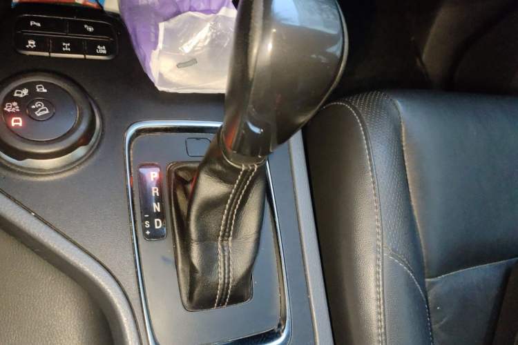 Used Ford Everest 2016 2.0T Gasoline Automatic 4x4 Flagship Edition Gear Lever