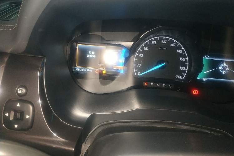 Used Ford Everest 2016 2.0T Gasoline Automatic 4x4 Flagship Edition Odometer Close Up