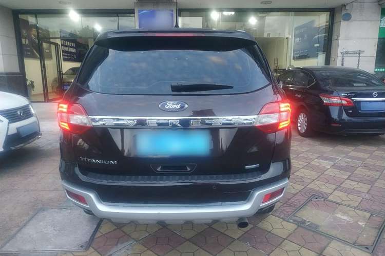Used Ford Everest 2016 2.0T Gasoline Automatic 4x4 Flagship Edition Rear
