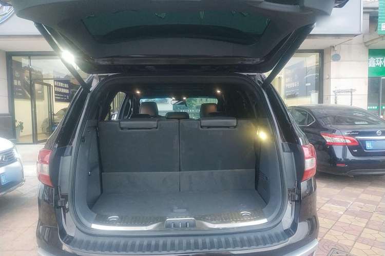Used Ford Everest 2016 2.0T Gasoline Automatic 4x4 Flagship Edition Trunk