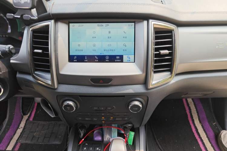 Used Ford Everest 2016 2.0T Gasoline Automatic 4x4 Luxury Edition Audio And AC Panel