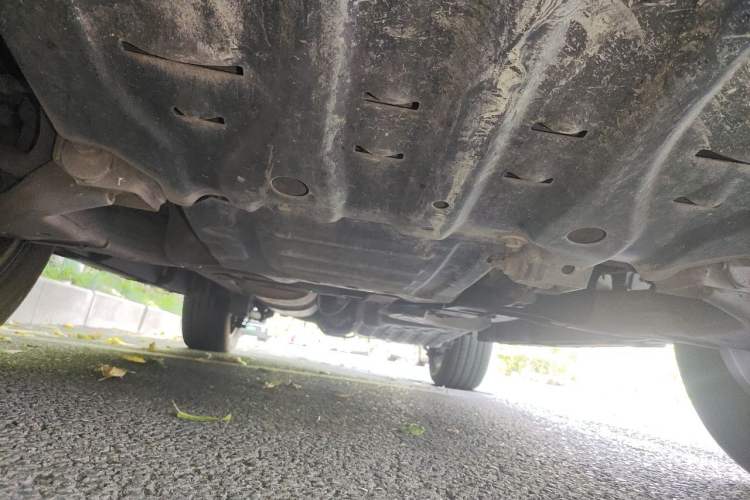 Used Ford Everest 2016 2.0T Gasoline Automatic 4x4 Flagship Edition Chassis Front