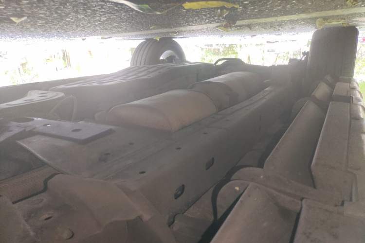 Used Ford Everest 2016 2.0T Gasoline Automatic 4x4 Flagship Edition Chassis Front Right