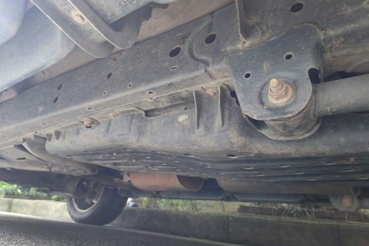 Used Ford Everest 2016 2.0T Gasoline Automatic 4x4 Flagship Edition Chassis Rear Left