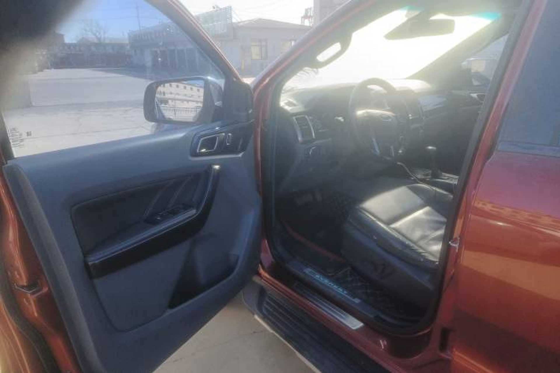Used Ford Everest 2016 2.0T Gasoline Automatic 4x4 Flagship Edition Driver Seat