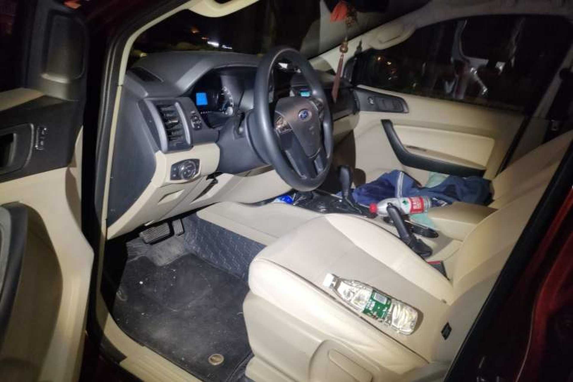 Used Ford Everest 2016 2.0T Gasoline Automatic 4x4 Elite Edition Driver Seat