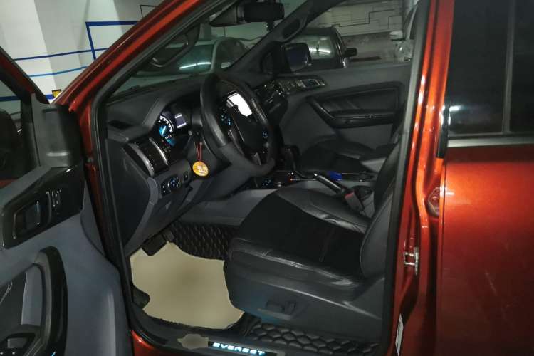 Used Ford Everest 2016 2.0T Gasoline Automatic 4x4 Flagship Edition Driver Seat