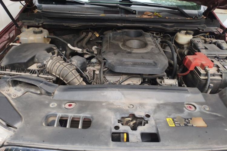 Used Ford Everest 2016 2.0T Gasoline Automatic 4x4 Flagship Edition Engine Bay
