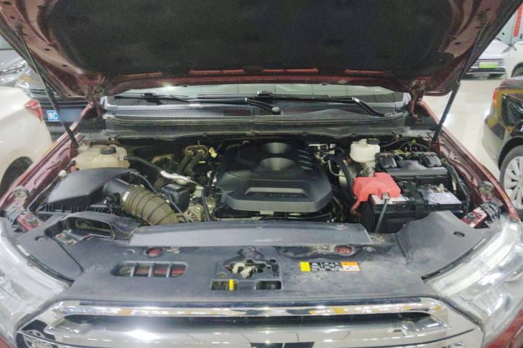 Used Ford Everest 2016 2.0T Gasoline Automatic 4x4 Flagship Edition Engine Bay