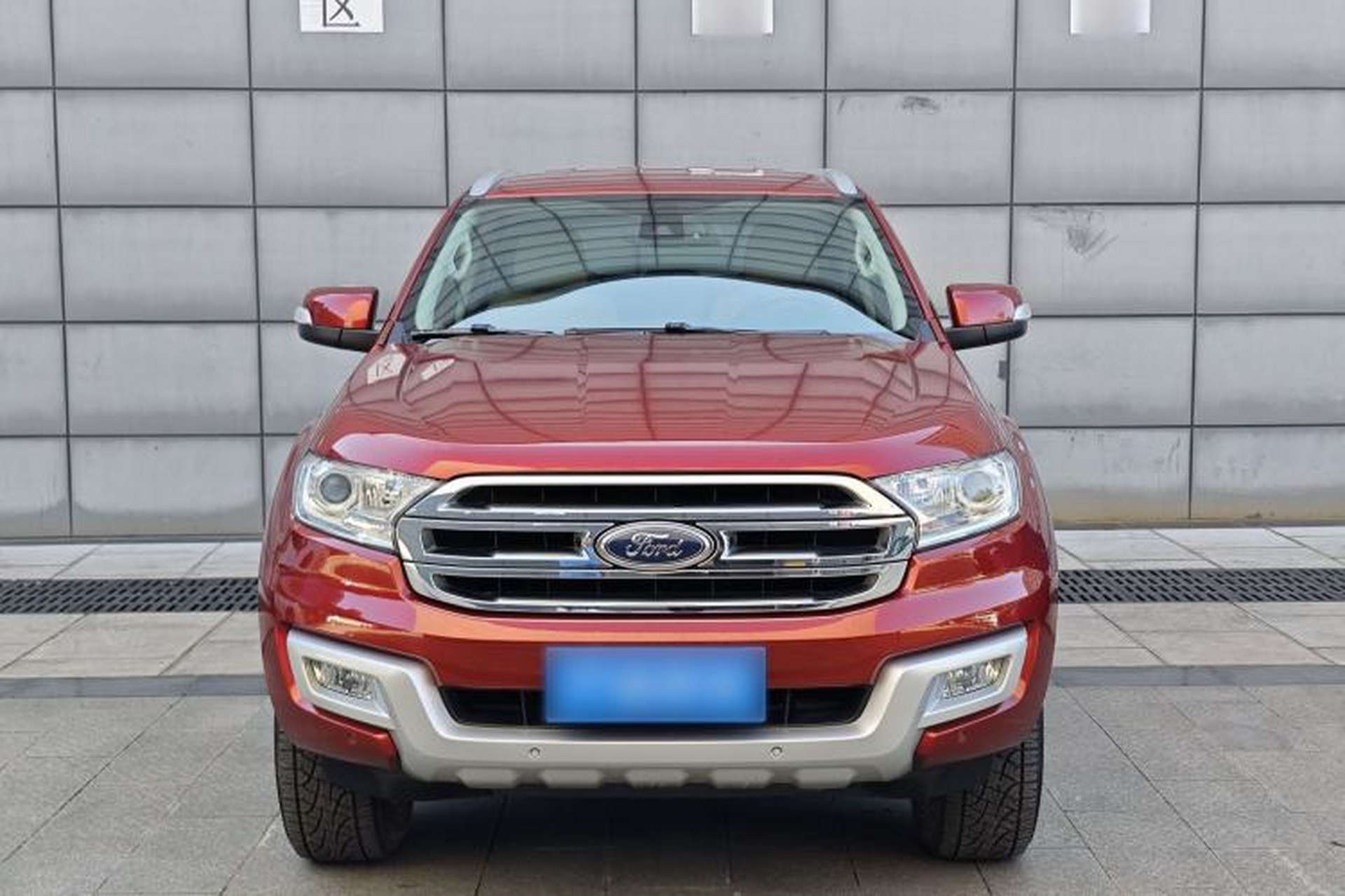 Used Ford Everest 2016 2.0T Gasoline Automatic 4x4 Luxury Edition Exterior 1