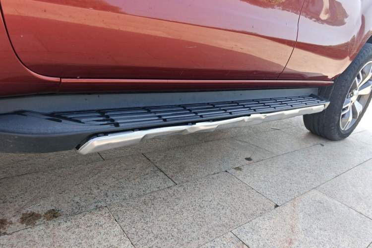 Used Ford Everest 2016 2.0T Gasoline Automatic 4x4 Flagship Edition Exterior 12