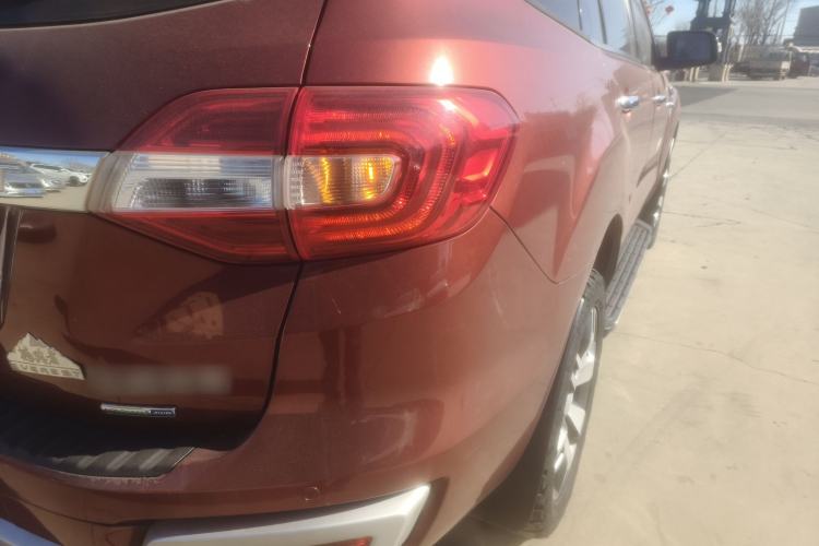 Used Ford Everest 2016 2.0T Gasoline Automatic 4x4 Flagship Edition Exterior 3