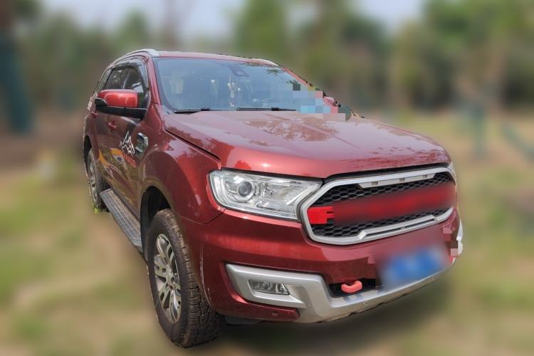 Used Ford Everest 2016 2.0T Gasoline Automatic 4x4 Luxury Edition Front Right 45 Deg