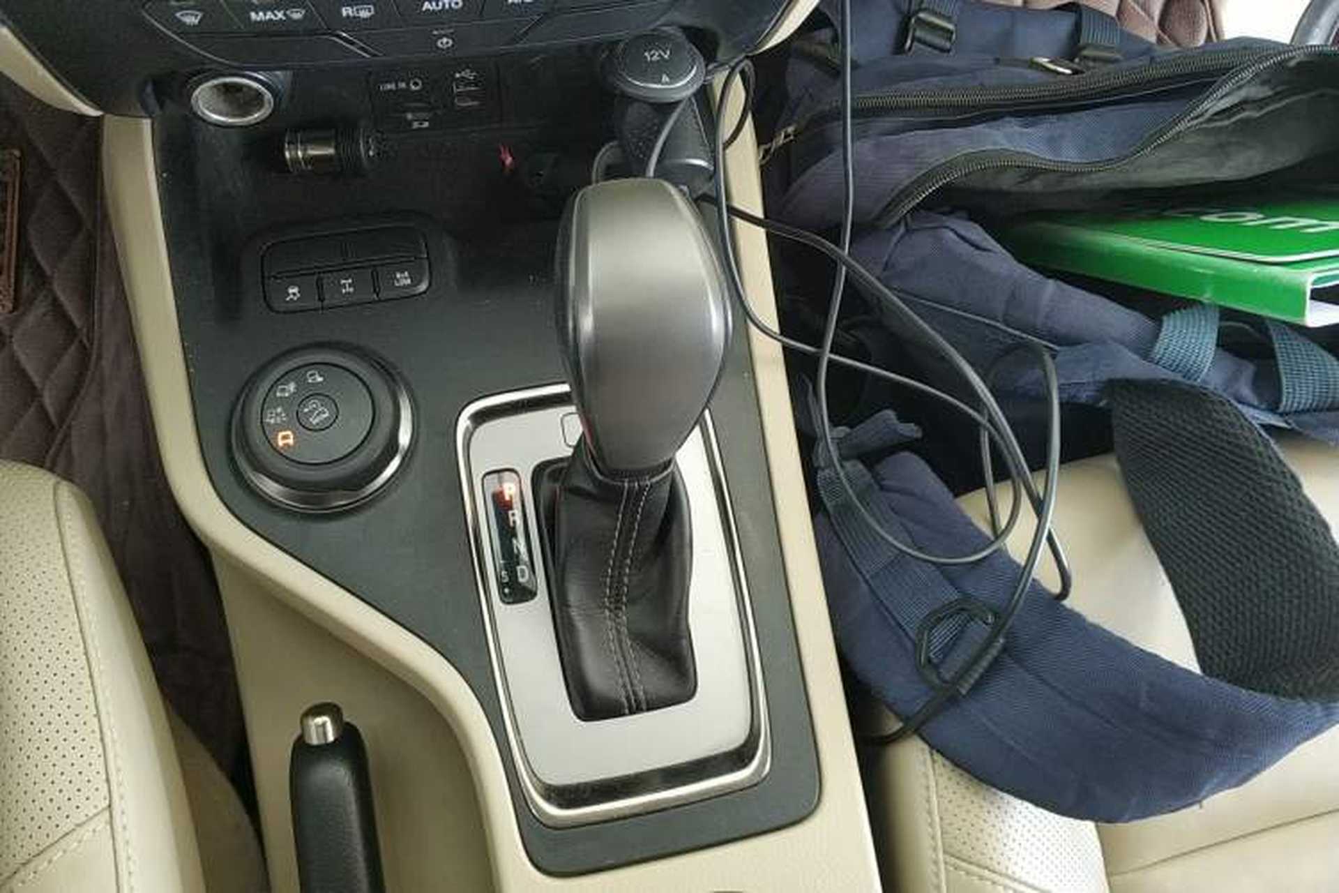 Used Ford Everest 2016 2.0T Gasoline Automatic 4x4 Luxury Edition Gear Lever