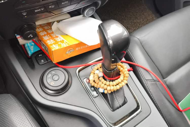 Used Ford Everest 2016 2.0T Gasoline Automatic 4x4 Flagship Edition Gear Lever