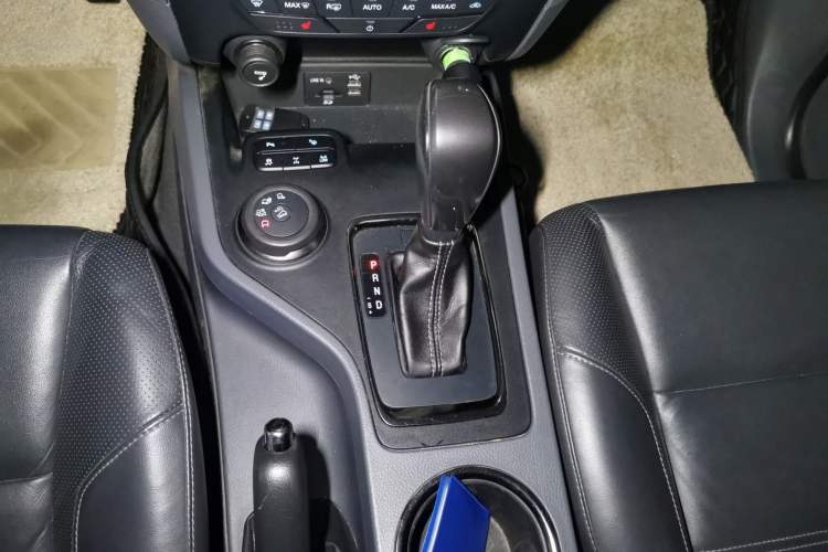 Used Ford Everest 2016 2.0T Gasoline Automatic 4x4 Flagship Edition Gear Lever