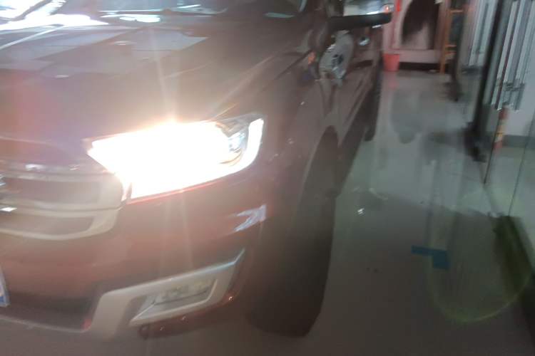 Used Ford Everest 2016 2.0T Gasoline Automatic 4x4 Flagship Edition Left Front Headlight