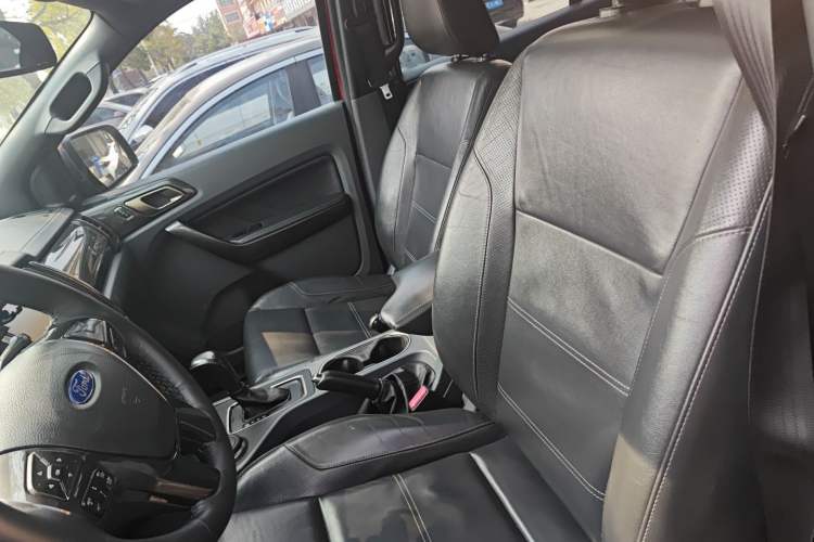 Used Ford Everest 2016 2.0T Gasoline Automatic 4x4 Flagship Edition Left Front Seat