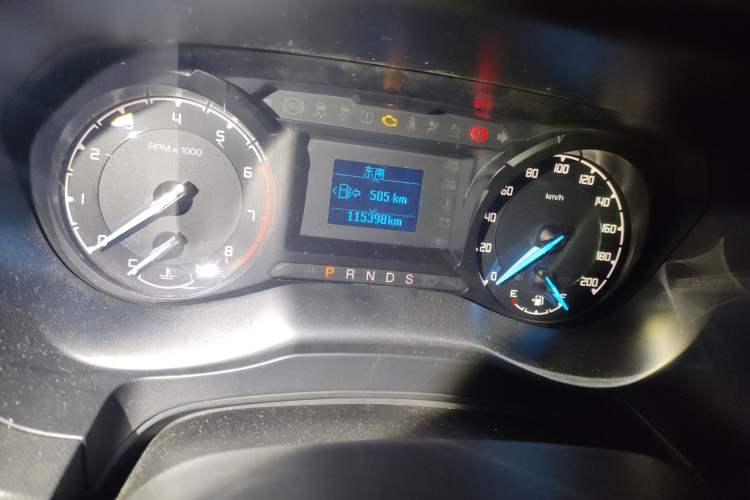 Used Ford Everest 2016 2.0T Gasoline Automatic 4x4 Elite Edition Odometer Close Up