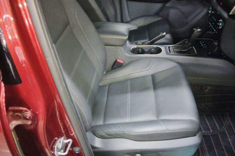 Used Ford Everest 2016 2.0T Gasoline Automatic 4x4 Flagship Edition Right Front Seat
