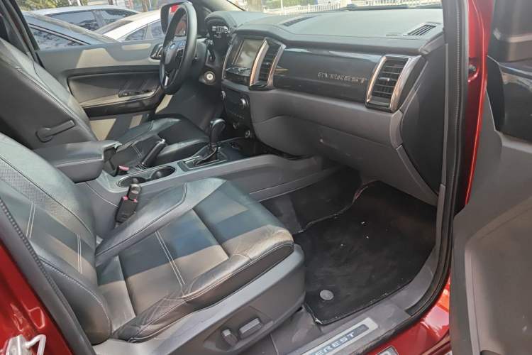 Used Ford Everest 2016 2.0T Gasoline Automatic 4x4 Flagship Edition Right Front Seat