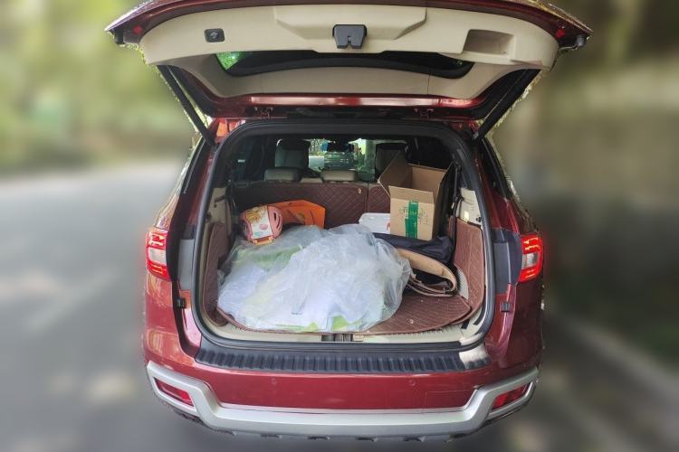 Used Ford Everest 2016 2.0T Gasoline Automatic 4x4 Flagship Edition Trunk