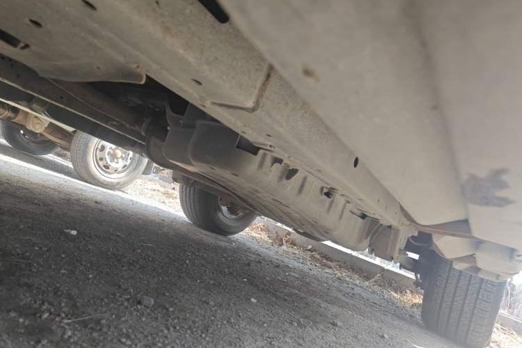 Used Ford Everest 2016 2.2T Diesel Manual Two-Wheel-Drive Elite Edition Chassis Front Left