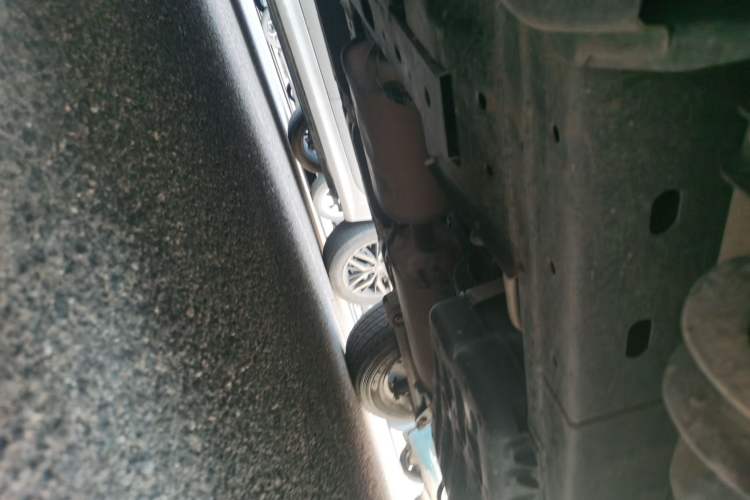 Used Ford Everest 2016 2.0T Gasoline Automatic 4x4 Elite Edition Chassis Front Left