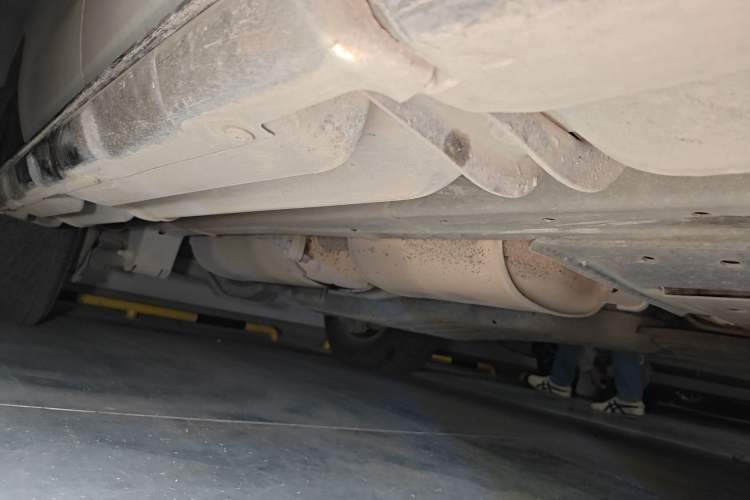 Used Ford Everest 2016 2.0T Gasoline Automatic 4x4 Flagship Edition Chassis Front Right